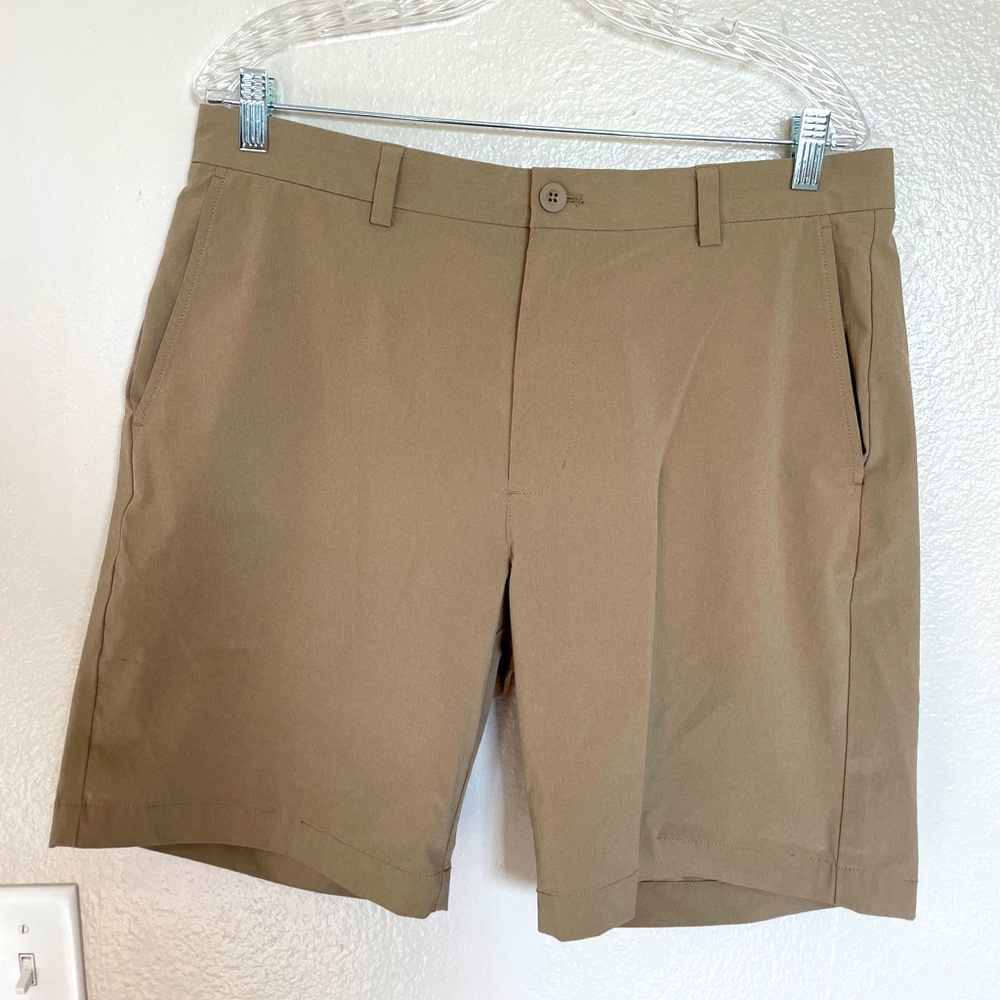Vineyard Vines Breaker Performance Short Khaki Size 34